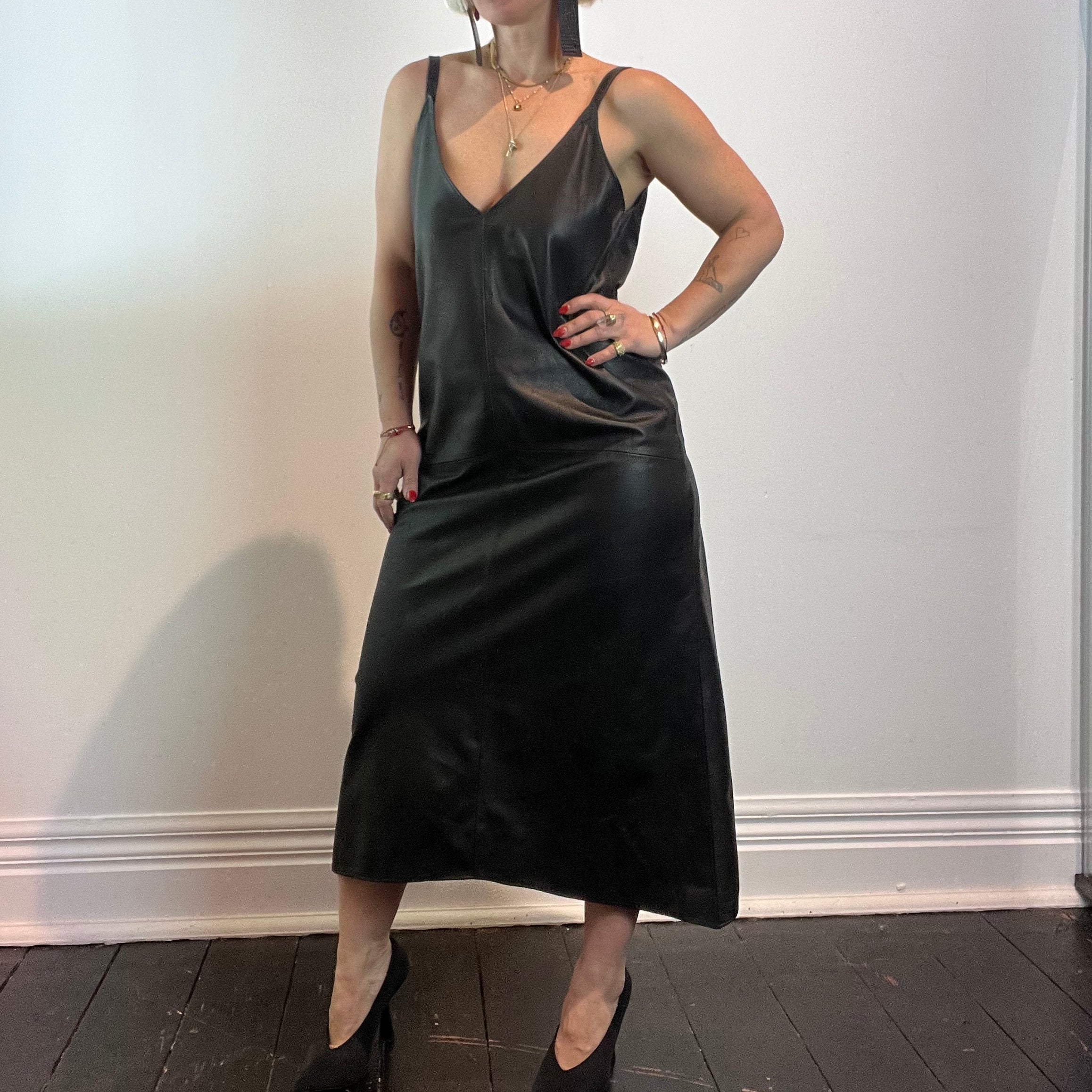 Alista | Teksturi V Cami Dress