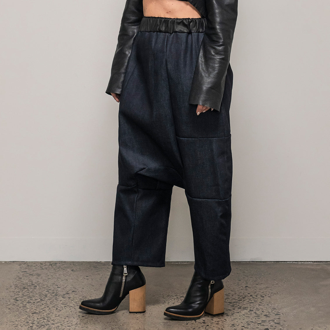 Ališta | Pantaloni Dropped Crotch Denim Pants