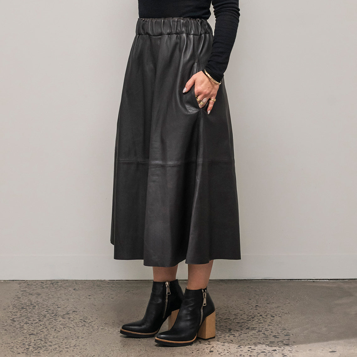 Ališta | Midi Leather Skirt